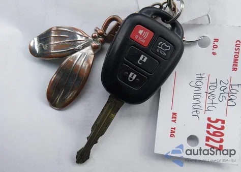 2015 Toyota Highlander Le Plus V6 из США, поврежденный, VIN 5TDBKRFH0FS181840